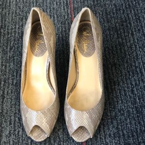 Cole Han Nike Air peep toe pumps - size 9